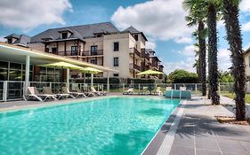 Zenitude Hôtel-Résidences l'Acacia Lourdes